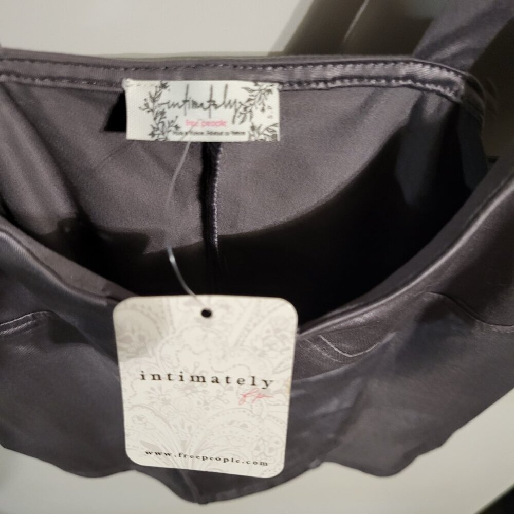 NWT FREE PEOPLE INTIMATELY CROP TANK SZ S - Picture 3 of 7